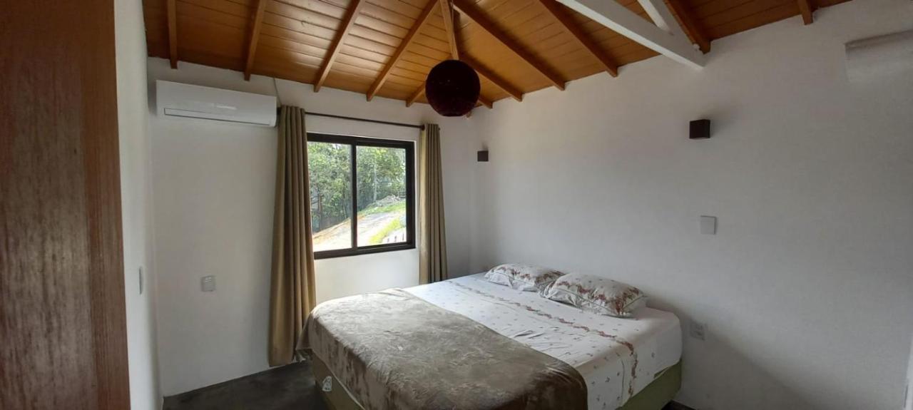 Villa Santorini Praia Do Rosa Com Piscina E Jacuzzi Экстерьер фото